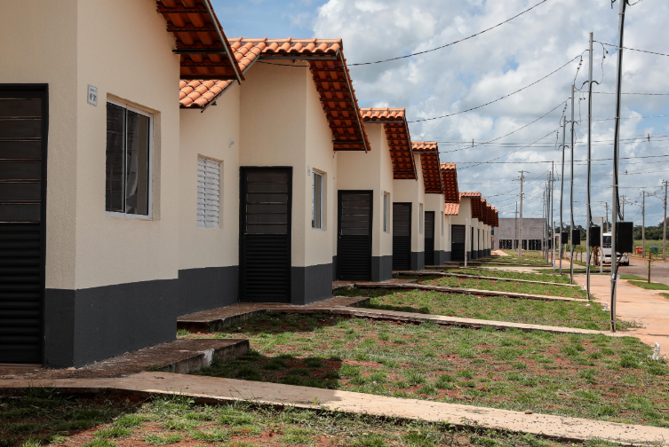 Cuiabá receberá R$ 10 milhões para construção de casas