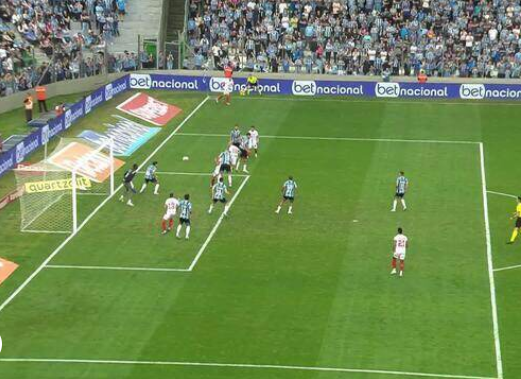 Brasileirão: Bahia vence o Grêmio