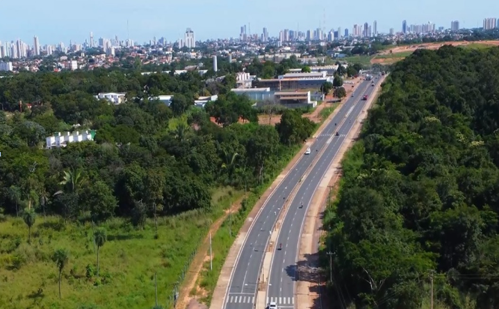 Asfalto da Estrada do Moinho é restaurado pelo governo