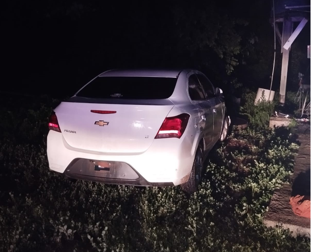 Policiais recuperam carro e prendem homem em Cuiabá