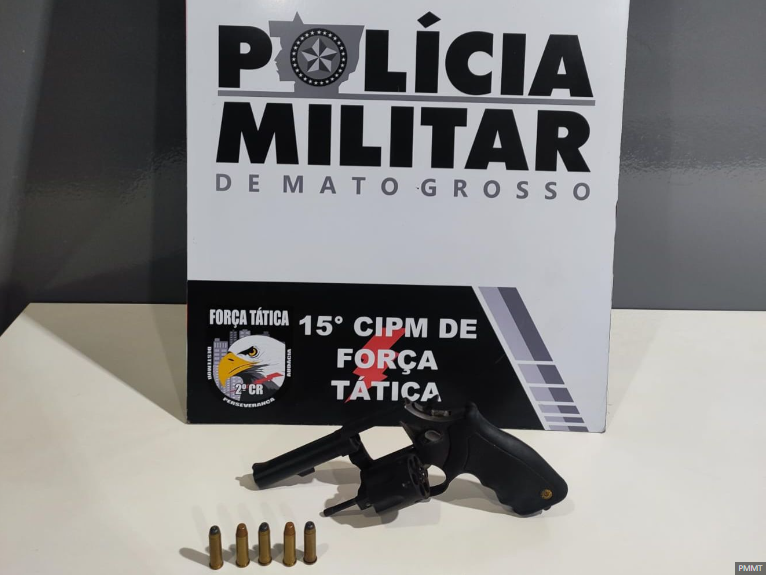 PM prende suspeito por porte ilegal de arma em Várzea Grande