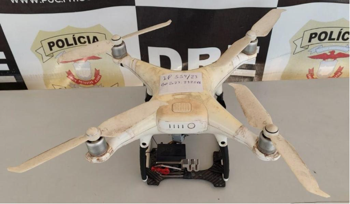 Traficantes enviavam drogas por drone para presídio