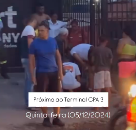 Acidente entre moto e carro perto do Terminal CPA III; Vídeo